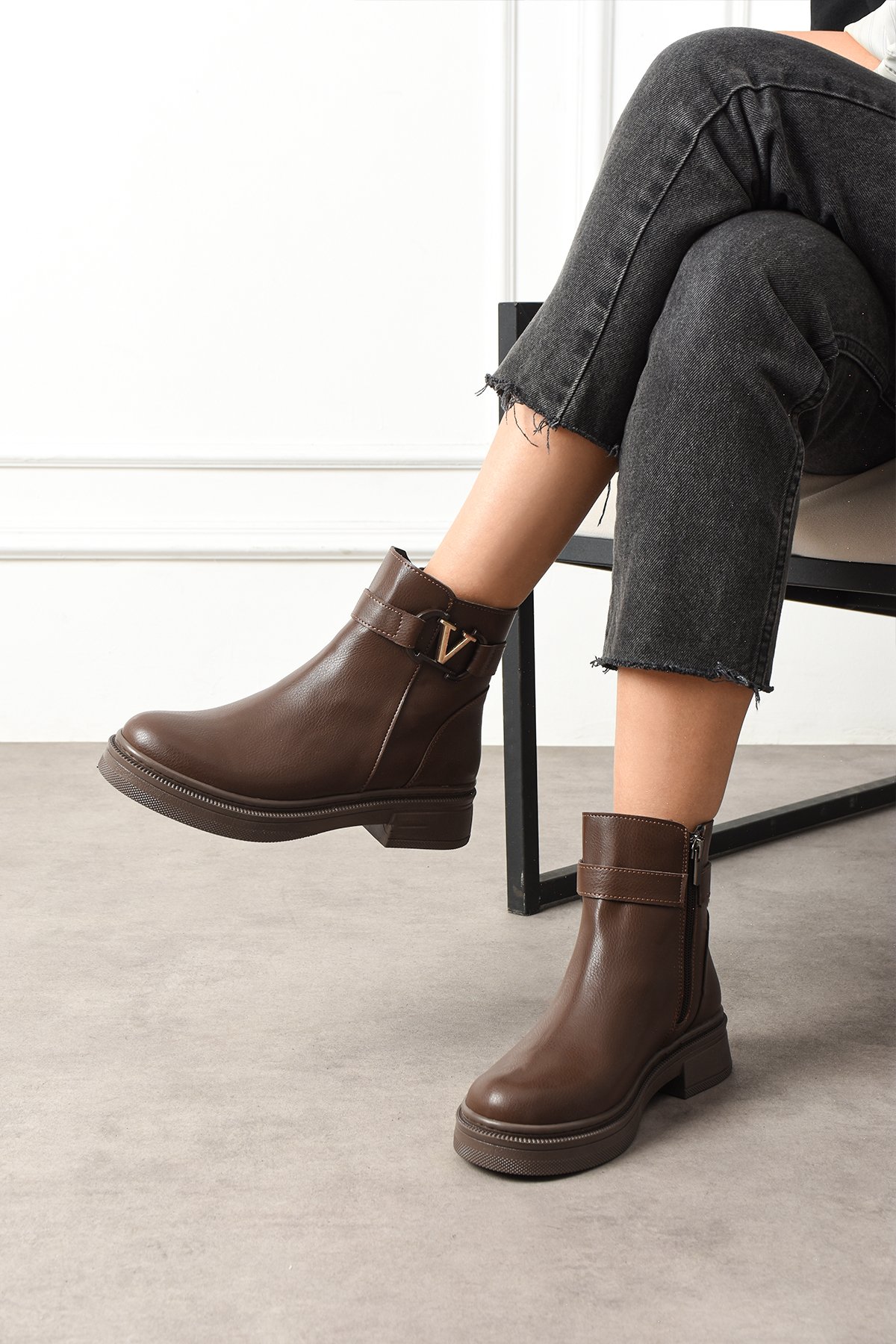 Kadın kahve Kısa Kışlık Bot Fermualı Tokalı - Görsel 6