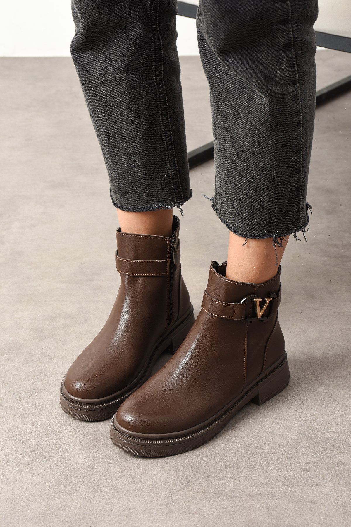 Kadın kahve Kısa Kışlık Bot Fermualı Tokalı - Görsel 4